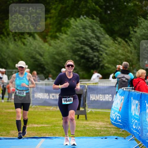 30.08.2026 - Elbe Triathlon Hamburg LAZAROV Photography http://msf.ph/oto/10068029 30.08.2026 12:26:34 Ziel 982, 1646 meine-sportfotos.de