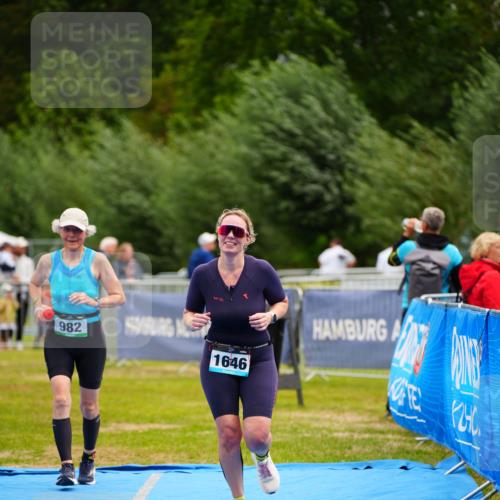 30.08.2026 - Elbe Triathlon Hamburg LAZAROV Photography http://msf.ph/oto/10068039 30.08.2026 12:26:34 Ziel 982, 1646 meine-sportfotos.de