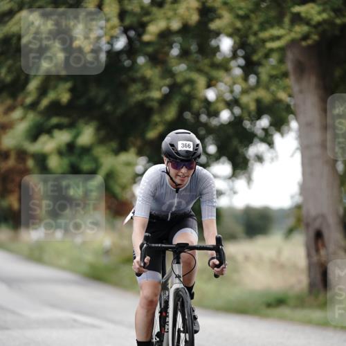 30.08.2026 - Elbe Triathlon Hamburg Michael Burmester http://msf.ph/oto/10068049 30.08.2026 09:27:50 Radfahren 275, 340, 366 meine-sportfotos.de
