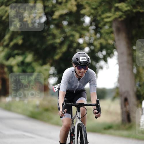 30.08.2026 - Elbe Triathlon Hamburg Michael Burmester http://msf.ph/oto/10068050 30.08.2026 09:27:51 Radfahren 275, 340, 366, 475, 618 meine-sportfotos.de