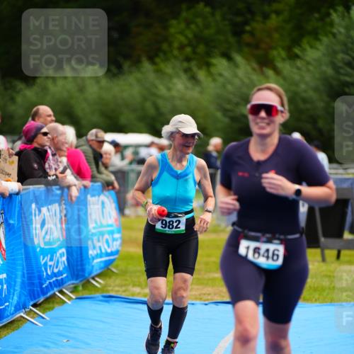 30.08.2026 - Elbe Triathlon Hamburg LAZAROV Photography http://msf.ph/oto/10068059 30.08.2026 12:26:36 Ziel 982, 1646 meine-sportfotos.de