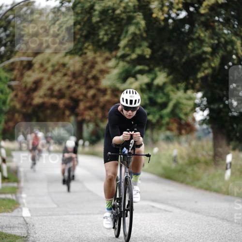 30.08.2026 - Elbe Triathlon Hamburg Michael Burmester http://msf.ph/oto/10068076 30.08.2026 09:28:06 Radfahren 215, 220, 253, 290, 374, 481, 534, 544, 590, 667, 689, 698 meine-sportfotos.de