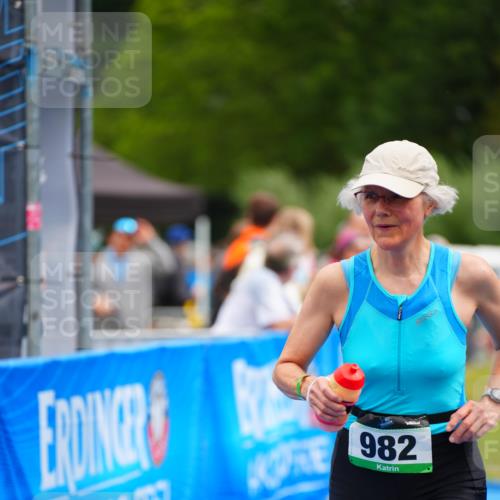 30.08.2026 - Elbe Triathlon Hamburg LAZAROV Photography http://msf.ph/oto/10068097 30.08.2026 12:26:40 Ziel 982, 1646 meine-sportfotos.de
