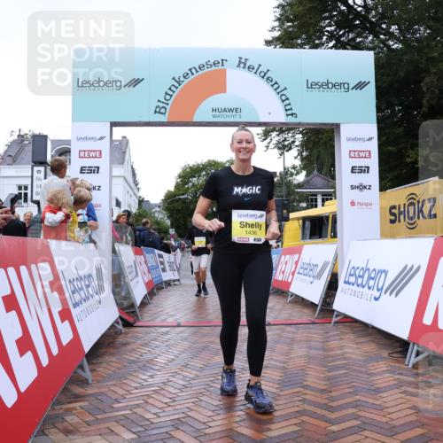 30.08.2026 - Blankeneser Heldenlauf Lena Gebhardt http://msf.ph/oto/10068138 30.08.2026 10:00:40 Ziel 1074, 1432, 1436, 1679, 1708, 1709, 5643 meine-sportfotos.de