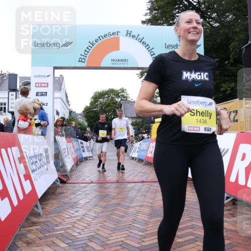 30.08.2026 - Blankeneser Heldenlauf Lena Gebhardt http://msf.ph/oto/10068155 30.08.2026 10:00:41 Ziel 1074, 1432, 1436, 1679, 1708, 1709, 5643 meine-sportfotos.de