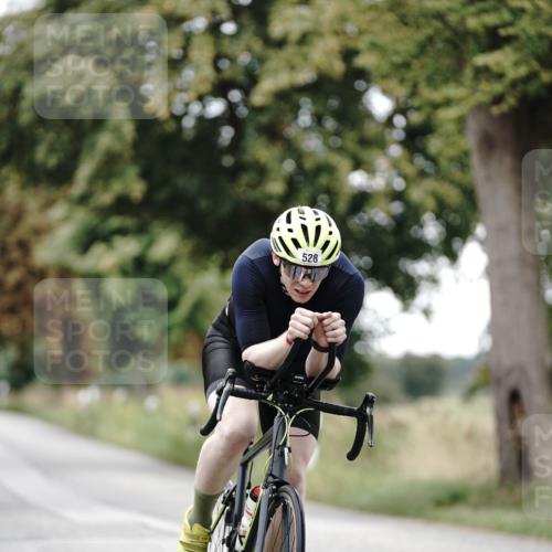 30.08.2026 - Elbe Triathlon Hamburg Michael Burmester http://msf.ph/oto/10068187 30.08.2026 09:29:11 Radfahren 200, 315, 528, 678, 724 meine-sportfotos.de