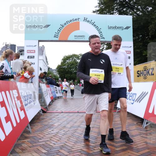 30.08.2026 - Blankeneser Heldenlauf Lena Gebhardt http://msf.ph/oto/10068188 30.08.2026 10:00:44 Ziel 1432, 1436, 1679, 1694, 1708, 1709, 5643 meine-sportfotos.de