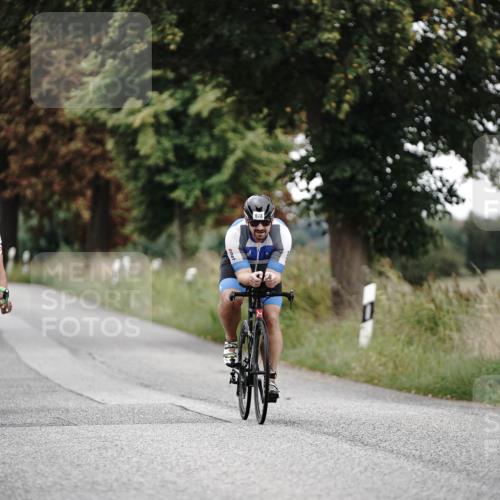 30.08.2026 - Elbe Triathlon Hamburg Michael Burmester http://msf.ph/oto/10068196 30.08.2026 09:29:16 Radfahren 249, 284, 678, 724 meine-sportfotos.de