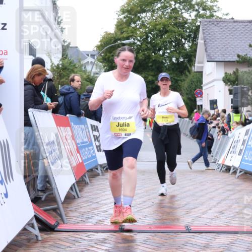 30.08.2026 - Blankeneser Heldenlauf Lena Gebhardt http://msf.ph/oto/10068206 30.08.2026 10:00:48 Ziel 1694, 1703, 1708, 1709 meine-sportfotos.de