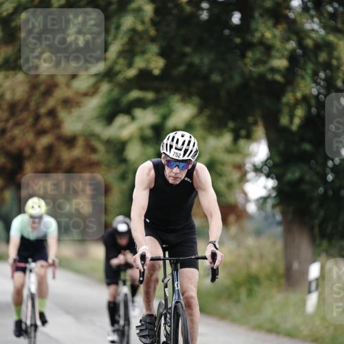 30.08.2026 - Elbe Triathlon Hamburg Michael Burmester http://msf.ph/oto/10068277 30.08.2026 09:30:06 Radfahren 292, 426, 561, 641, 752 meine-sportfotos.de