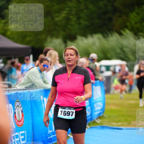 30.08.2026 - Elbe Triathlon Hamburg LAZAROV Photography http://msf.ph/oto/10068287 30.08.2026 12:27:21 Ziel 941, 1697 meine-sportfotos.de