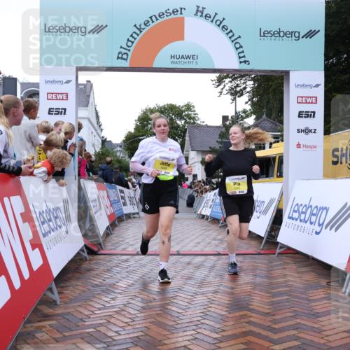 30.08.2026 - Blankeneser Heldenlauf Lena Gebhardt http://msf.ph/oto/10068299 30.08.2026 10:01:06 Ziel 1245, 1449 meine-sportfotos.de