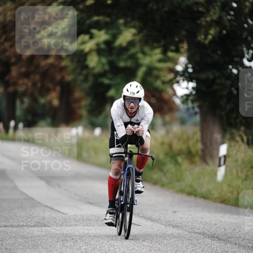 30.08.2026 - Elbe Triathlon Hamburg Michael Burmester http://msf.ph/oto/10068304 30.08.2026 09:30:22 Radfahren 321, 438, 452, 484, 489, 769, 779, 869 meine-sportfotos.de