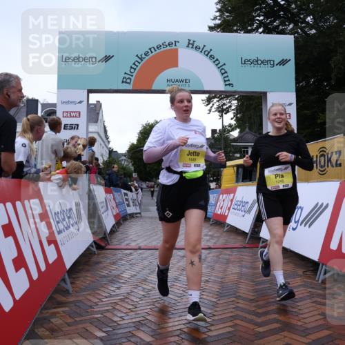 30.08.2026 - Blankeneser Heldenlauf Lena Gebhardt http://msf.ph/oto/10068315 30.08.2026 10:01:07 Ziel 1245, 1449 meine-sportfotos.de
