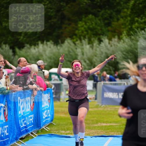 30.08.2026 - Elbe Triathlon Hamburg LAZAROV Photography http://msf.ph/oto/10068319 30.08.2026 12:27:29 Ziel 941, 1605 meine-sportfotos.de