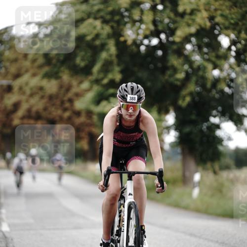 30.08.2026 - Elbe Triathlon Hamburg Michael Burmester http://msf.ph/oto/10068337 30.08.2026 09:30:37 Radfahren 388, 414, 548, 658, 751 meine-sportfotos.de