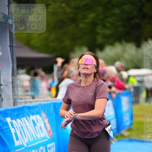 30.08.2026 - Elbe Triathlon Hamburg LAZAROV Photography http://msf.ph/oto/10068339 30.08.2026 12:27:31 Ziel 941, 1605 meine-sportfotos.de