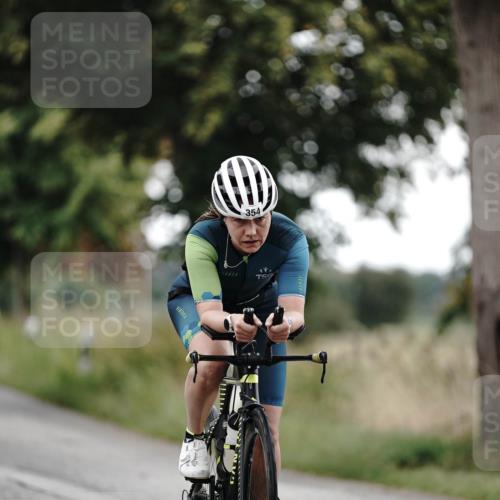 30.08.2026 - Elbe Triathlon Hamburg Michael Burmester http://msf.ph/oto/10068353 30.08.2026 09:30:48 Radfahren 354, 433, 572, 671, 700 meine-sportfotos.de