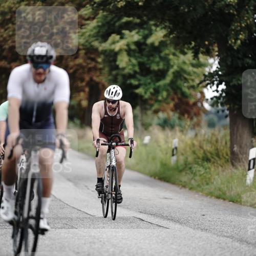 30.08.2026 - Elbe Triathlon Hamburg Michael Burmester http://msf.ph/oto/10068392 30.08.2026 09:31:10 Radfahren 375, 493, 509, 546, 553, 664, 725 meine-sportfotos.de