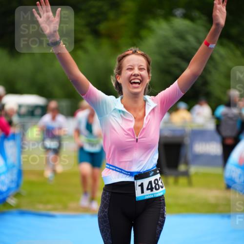 30.08.2026 - Elbe Triathlon Hamburg LAZAROV Photography http://msf.ph/oto/10068409 30.08.2026 12:27:48 Ziel 1483, 1567, 1652, 1656, 1682 meine-sportfotos.de