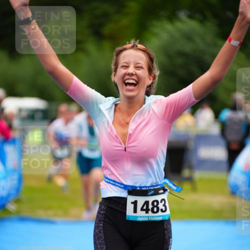 30.08.2026 - Elbe Triathlon Hamburg LAZAROV Photography http://msf.ph/oto/10068414 30.08.2026 12:27:48 Ziel 1483, 1567, 1652, 1656, 1682 meine-sportfotos.de