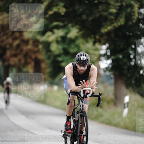 30.08.2026 - Elbe Triathlon Hamburg Michael Burmester http://msf.ph/oto/10068417 30.08.2026 09:31:25 Radfahren 196, 244, 379, 637, 774, 782 meine-sportfotos.de
