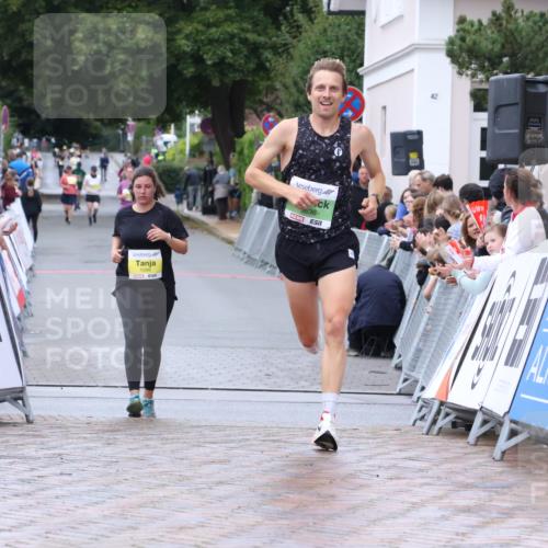 30.08.2026 - Blankeneser Heldenlauf Lena Gebhardt http://msf.ph/oto/10068425 30.08.2026 10:01:17 Ziel 1284, 5636 meine-sportfotos.de