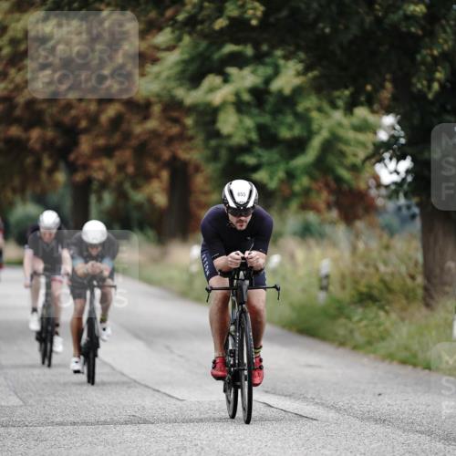 30.08.2026 - Elbe Triathlon Hamburg Michael Burmester http://msf.ph/oto/10068445 30.08.2026 09:31:41 Radfahren 276, 285, 319, 650, 655, 673 meine-sportfotos.de