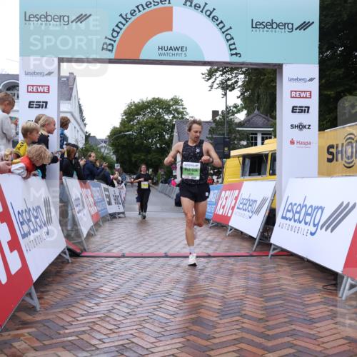 30.08.2026 - Blankeneser Heldenlauf Lena Gebhardt http://msf.ph/oto/10068449 30.08.2026 10:01:20 Ziel 1284, 5636 meine-sportfotos.de