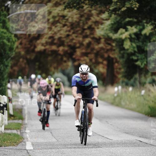 30.08.2026 - Elbe Triathlon Hamburg Michael Burmester http://msf.ph/oto/10068459 30.08.2026 09:31:46 Radfahren 276, 319, 360, 361, 577, 650, 673, 699 meine-sportfotos.de