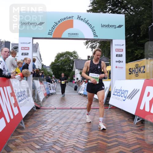 30.08.2026 - Blankeneser Heldenlauf Lena Gebhardt http://msf.ph/oto/10068464 30.08.2026 10:01:21 Ziel 1284, 1598, 5636 meine-sportfotos.de