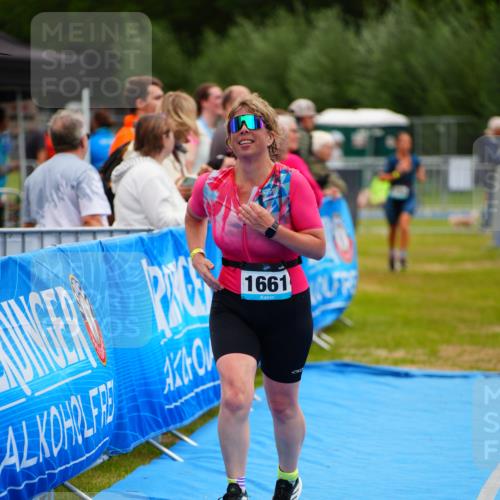 30.08.2026 - Elbe Triathlon Hamburg LAZAROV Photography http://msf.ph/oto/10068476 30.08.2026 12:28:00 Ziel 1190, 1661 meine-sportfotos.de