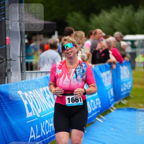 30.08.2026 - Elbe Triathlon Hamburg LAZAROV Photography http://msf.ph/oto/10068484 30.08.2026 12:28:00 Ziel 1190, 1661 meine-sportfotos.de