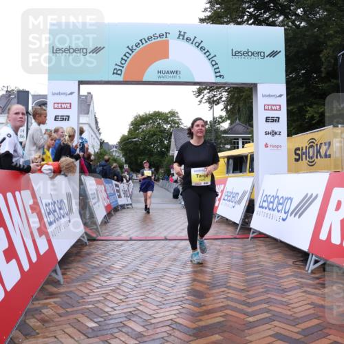 30.08.2026 - Blankeneser Heldenlauf Lena Gebhardt http://msf.ph/oto/10068509 30.08.2026 10:01:25 Ziel 1192, 1598, 5636 meine-sportfotos.de