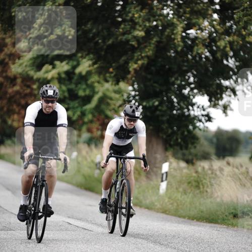 30.08.2026 - Elbe Triathlon Hamburg Michael Burmester http://msf.ph/oto/10068513 30.08.2026 09:32:11 Radfahren 358, 514, 521, 591, 841 meine-sportfotos.de