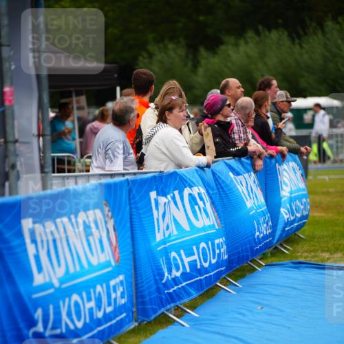 30.08.2026 - Elbe Triathlon Hamburg LAZAROV Photography http://msf.ph/oto/10068530 30.08.2026 12:28:15 Ziel 1542 meine-sportfotos.de