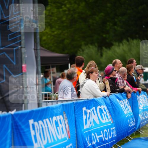 30.08.2026 - Elbe Triathlon Hamburg LAZAROV Photography http://msf.ph/oto/10068533 30.08.2026 12:28:15 Ziel 1542 meine-sportfotos.de