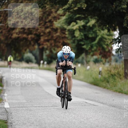 30.08.2026 - Elbe Triathlon Hamburg Michael Burmester http://msf.ph/oto/10068538 30.08.2026 09:32:37 Radfahren 267, 384 meine-sportfotos.de