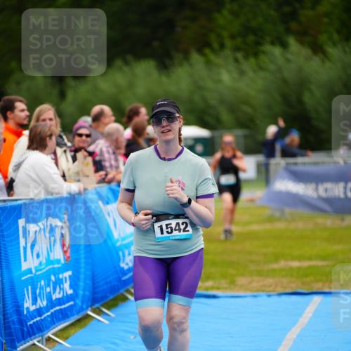 30.08.2026 - Elbe Triathlon Hamburg LAZAROV Photography http://msf.ph/oto/10068541 30.08.2026 12:28:17 Ziel 1542, 1603 meine-sportfotos.de