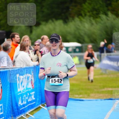 30.08.2026 - Elbe Triathlon Hamburg LAZAROV Photography http://msf.ph/oto/10068546 30.08.2026 12:28:18 Ziel 1542, 1603 meine-sportfotos.de