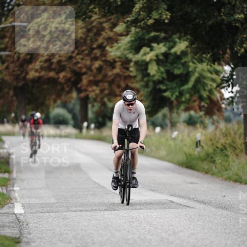 30.08.2026 - Elbe Triathlon Hamburg Michael Burmester http://msf.ph/oto/10068547 30.08.2026 09:32:48 Radfahren 312, 412, 666, 1894 meine-sportfotos.de