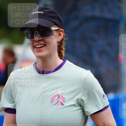 30.08.2026 - Elbe Triathlon Hamburg LAZAROV Photography http://msf.ph/oto/10068555 30.08.2026 12:28:21 Ziel 1542, 1603 meine-sportfotos.de