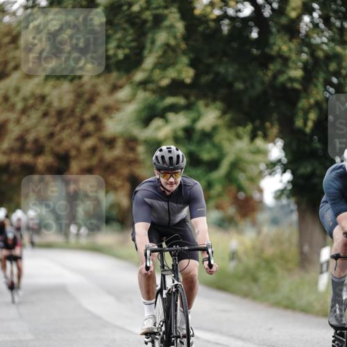 30.08.2026 - Elbe Triathlon Hamburg Michael Burmester http://msf.ph/oto/10068563 30.08.2026 09:32:56 Radfahren 228, 391, 405, 566, 1894 meine-sportfotos.de