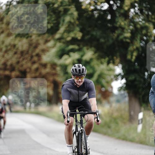 30.08.2026 - Elbe Triathlon Hamburg Michael Burmester http://msf.ph/oto/10068564 30.08.2026 09:32:56 Radfahren 228, 391, 405, 566, 1894 meine-sportfotos.de