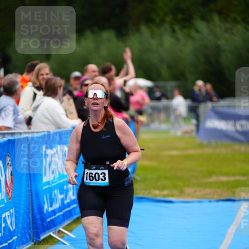 30.08.2026 - Elbe Triathlon Hamburg LAZAROV Photography http://msf.ph/oto/10068573 30.08.2026 12:28:24 Ziel 1520, 1603 meine-sportfotos.de