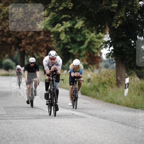 30.08.2026 - Elbe Triathlon Hamburg Michael Burmester http://msf.ph/oto/10068574 30.08.2026 09:33:02 Radfahren 228, 236, 368, 391, 485, 501, 552, 566 meine-sportfotos.de