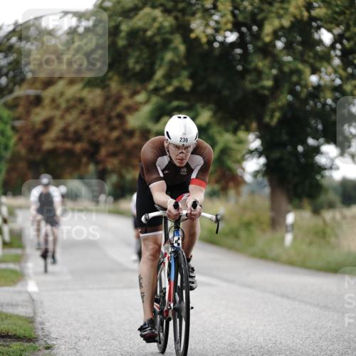 30.08.2026 - Elbe Triathlon Hamburg Michael Burmester http://msf.ph/oto/10068584 30.08.2026 09:33:05 Radfahren 236, 368, 485, 501, 552, 566, 639 meine-sportfotos.de