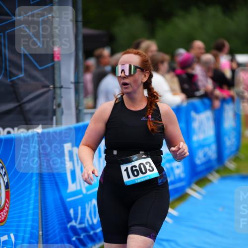 30.08.2026 - Elbe Triathlon Hamburg LAZAROV Photography http://msf.ph/oto/10068588 30.08.2026 12:28:25 Ziel 1520, 1603 meine-sportfotos.de