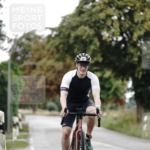 30.08.2026 - Elbe Triathlon Hamburg Michael Burmester http://msf.ph/oto/10068589 30.08.2026 09:33:08 Radfahren 236, 368, 501, 639 meine-sportfotos.de