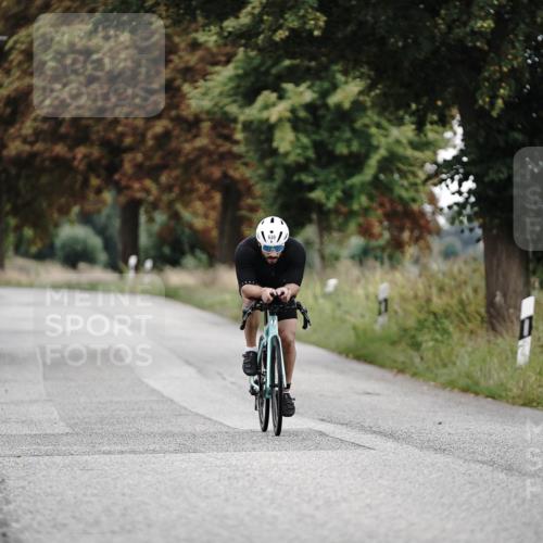 30.08.2026 - Elbe Triathlon Hamburg Michael Burmester http://msf.ph/oto/10068591 30.08.2026 09:33:10 Radfahren 501, 639 meine-sportfotos.de